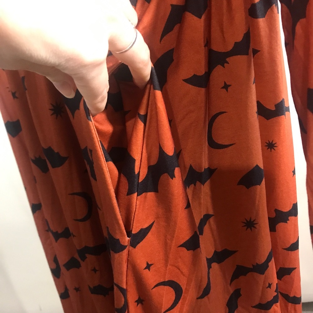 Bloom Chic Women’s 14/16 Large Orange Bat Print Pocket Square Neck Dress New! - Picture 8 of 16